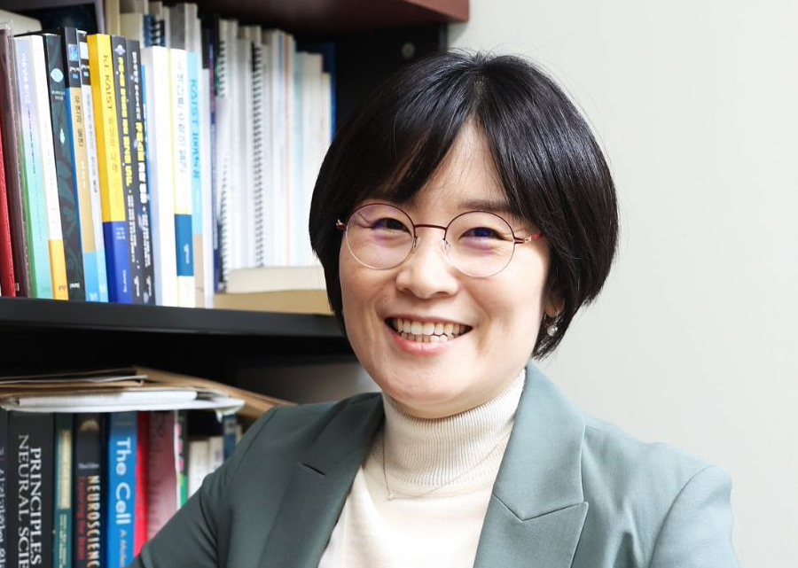 Seung-Hee Lee
